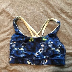 Lululemon sports bra